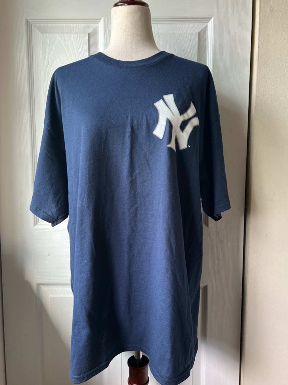 Majestic Navy Tee with White JUDGE 99 Back - Picture 2 of 5